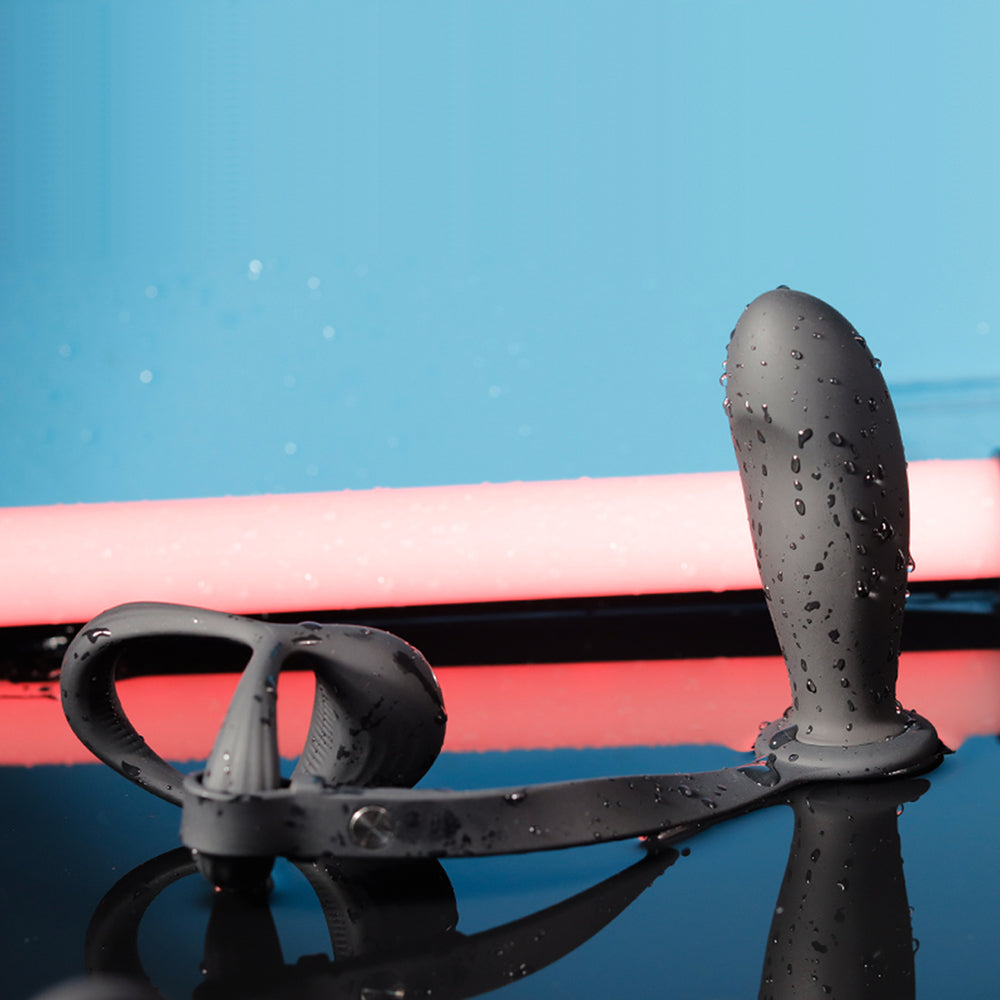 Command Pro Run Wild Vibrating Silicone Plug & Cock Ring