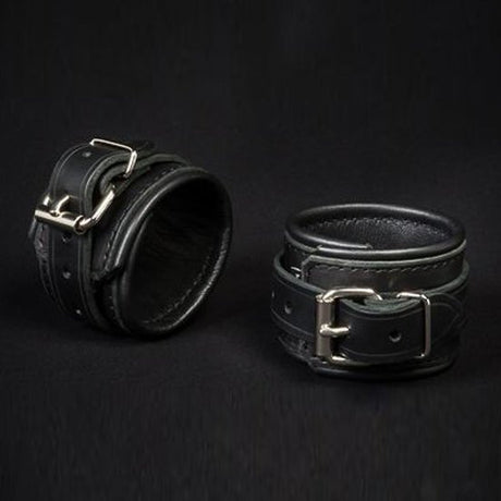 Mr S Leather Essential Wrist Restraints Black - FETCH